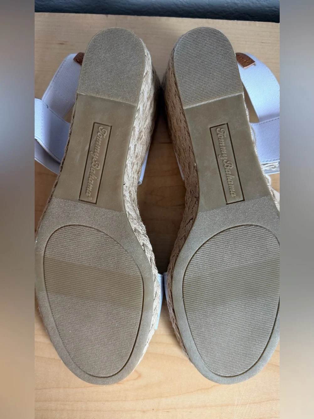Tommy Bahama André Assous Allison Stretch-Linen Wedges White Sz 10